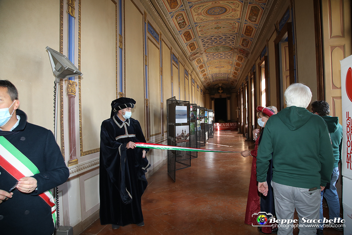 VBS_5887 - 10.ma Fiera Nazionale del Tartufo e Fiera dei Santi.jpg